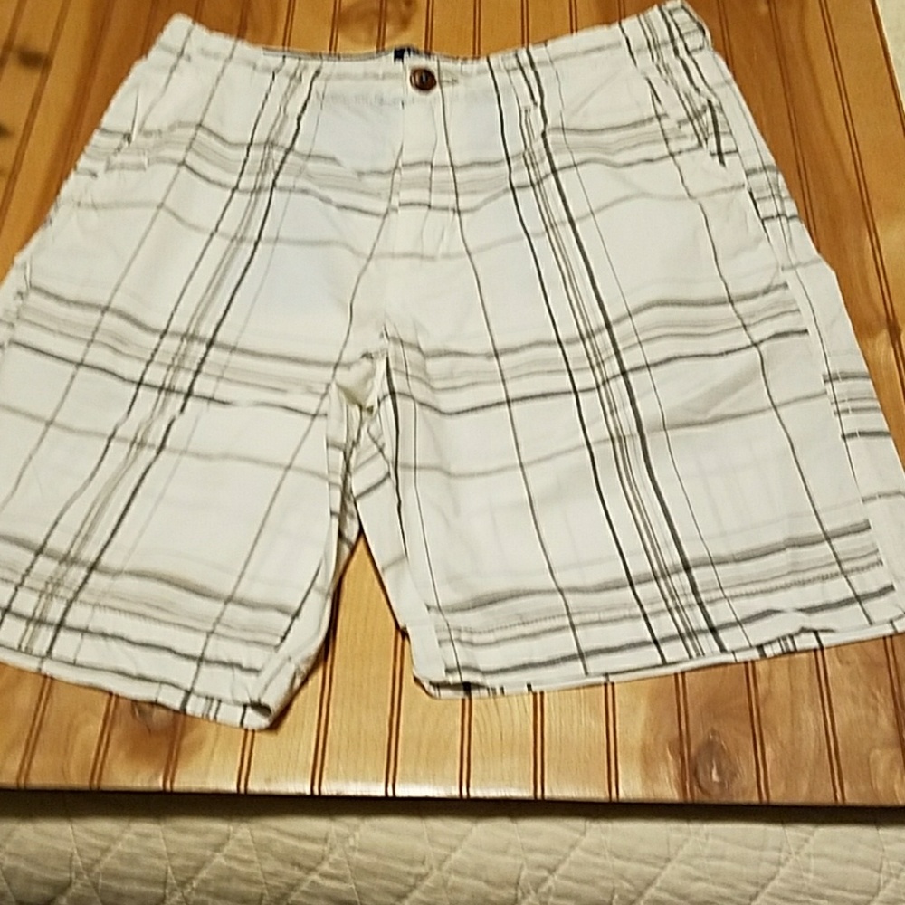 American Eagle mens shorts